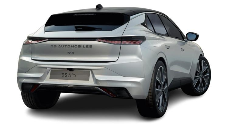 No4 ELECTRIC HATCHBACK Image